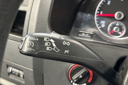 valkoinen Volkswagen Transporter 2013 kuva 11.