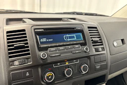 sininen Volkswagen Transporter 2012 kuva 16.