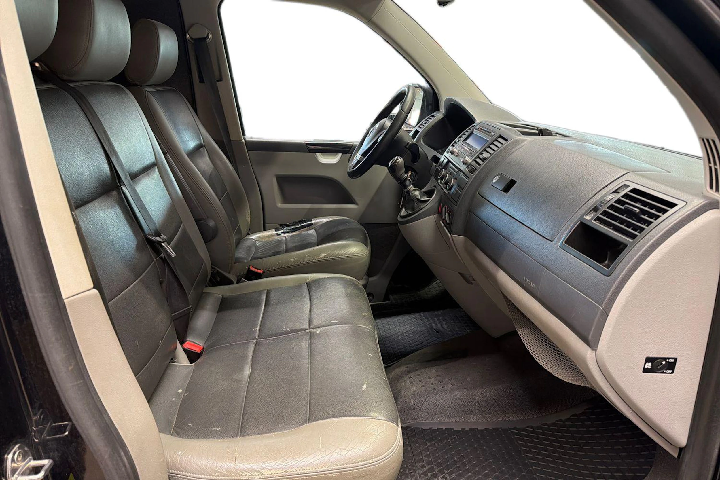 musta Volkswagen Transporter 2012 kuva 11.