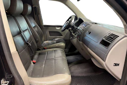 musta Volkswagen Transporter 2012 kuva 11.