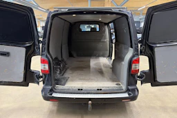 musta Volkswagen Transporter 2012 kuva 15.