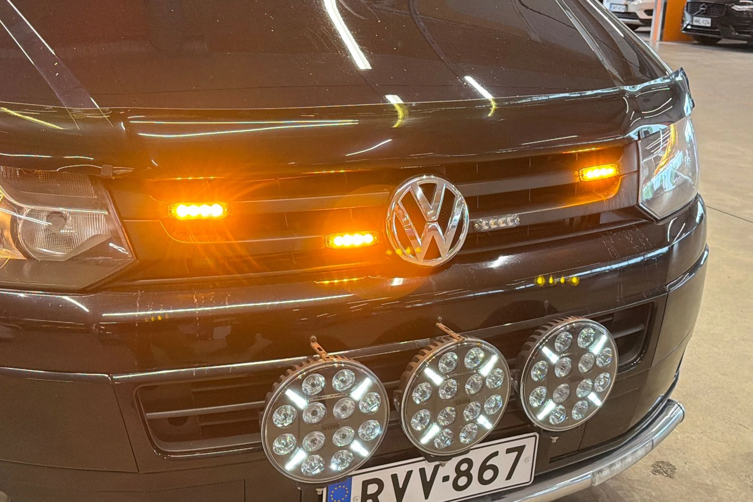 musta Volkswagen Transporter 2012 kuva 25.