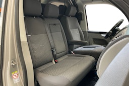 ruskea (beige) Volkswagen Transporter 2012 kuva 10.