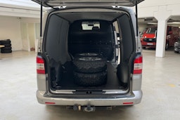 ruskea (beige) Volkswagen Transporter 2012 kuva 14.