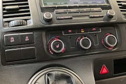 ruskea (beige) Volkswagen Transporter 2012 kuva 20.