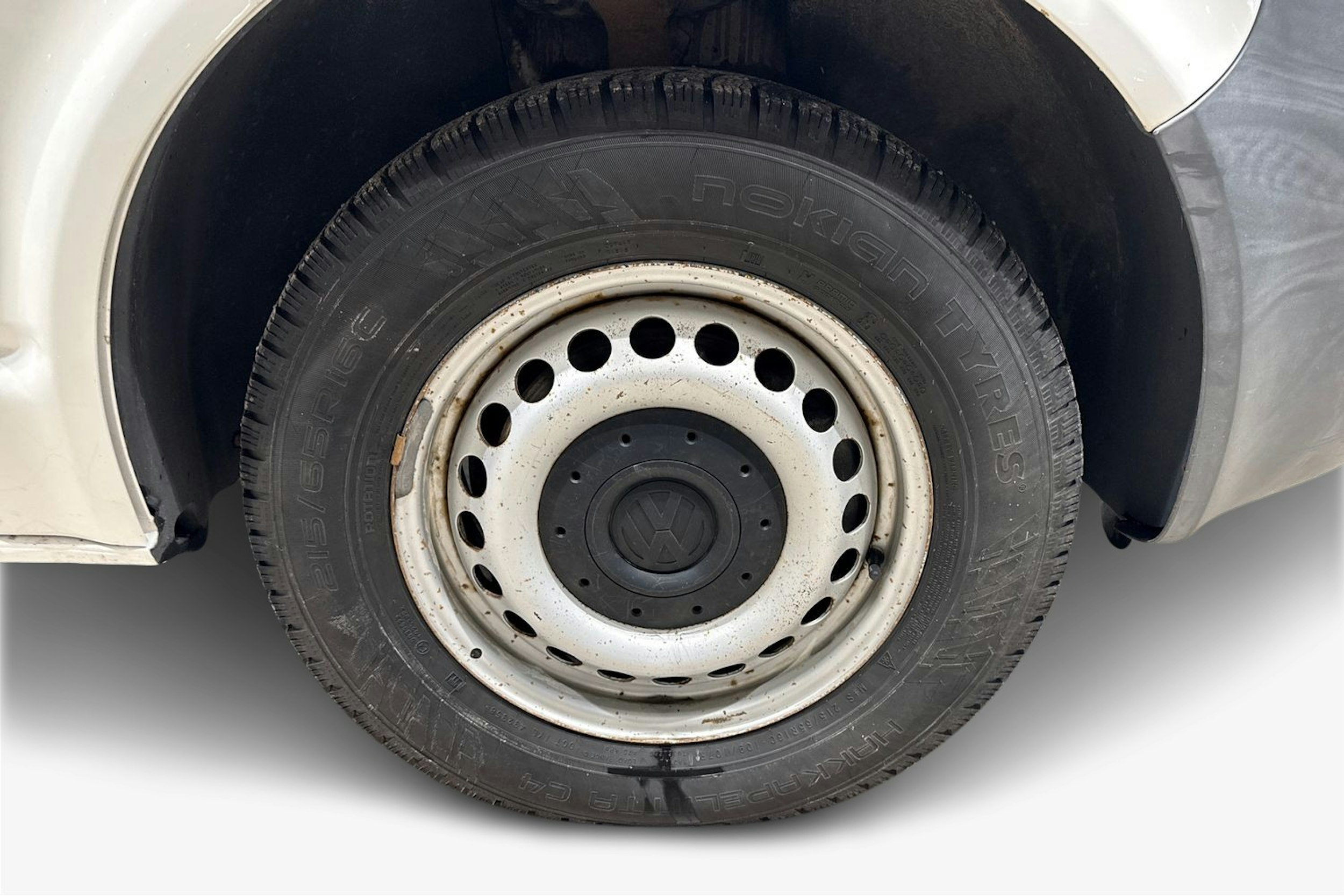 valkoinen Volkswagen Transporter 2012 kuva 12.