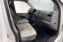 valkoinen Volkswagen Transporter 2012 kuva 17.