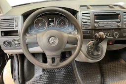 musta Volkswagen Transporter 2012 kuva 7.