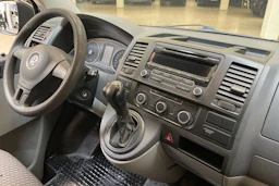 musta Volkswagen Transporter 2012 kuva 11.
