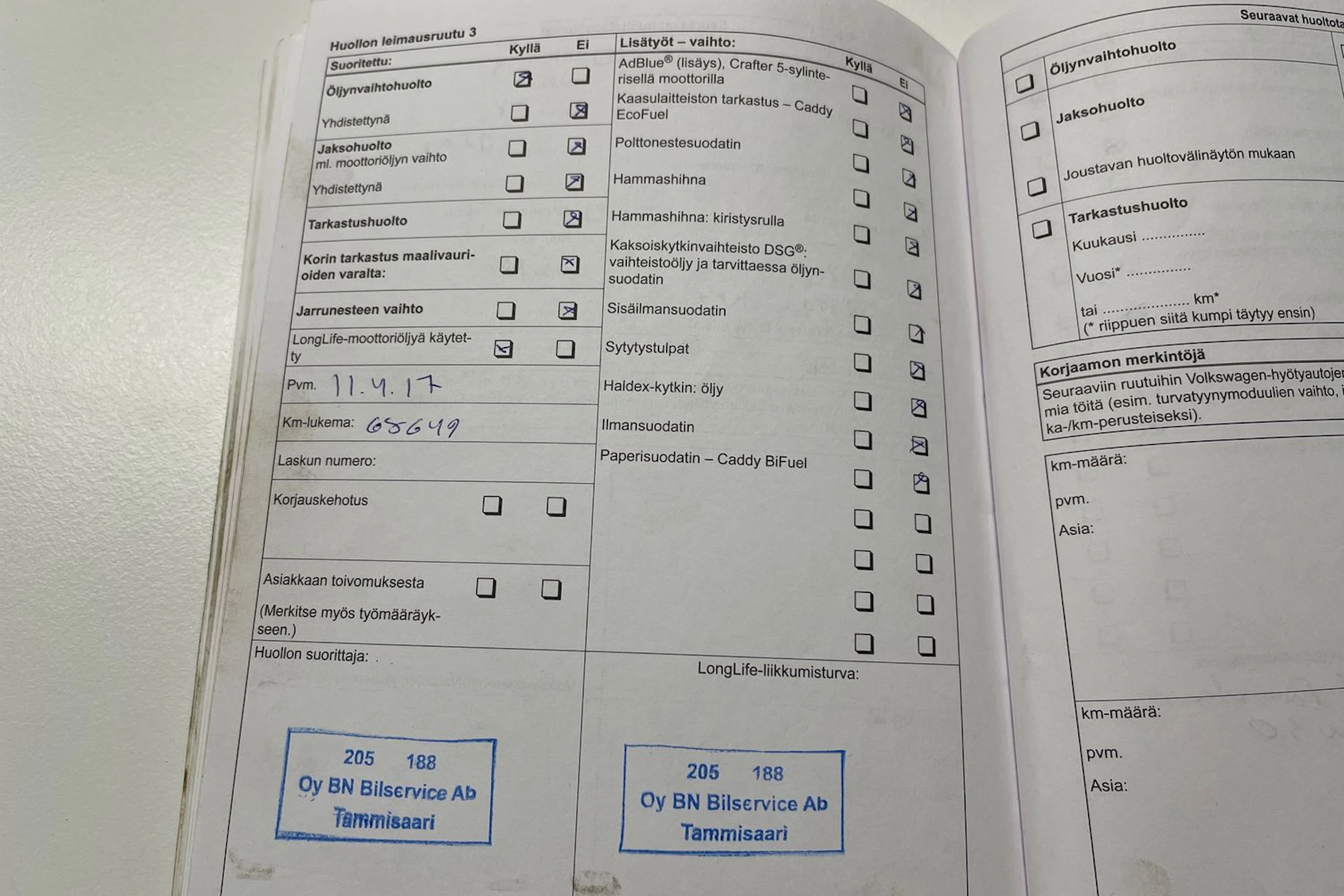 musta Volkswagen Transporter 2012 kuva 35.