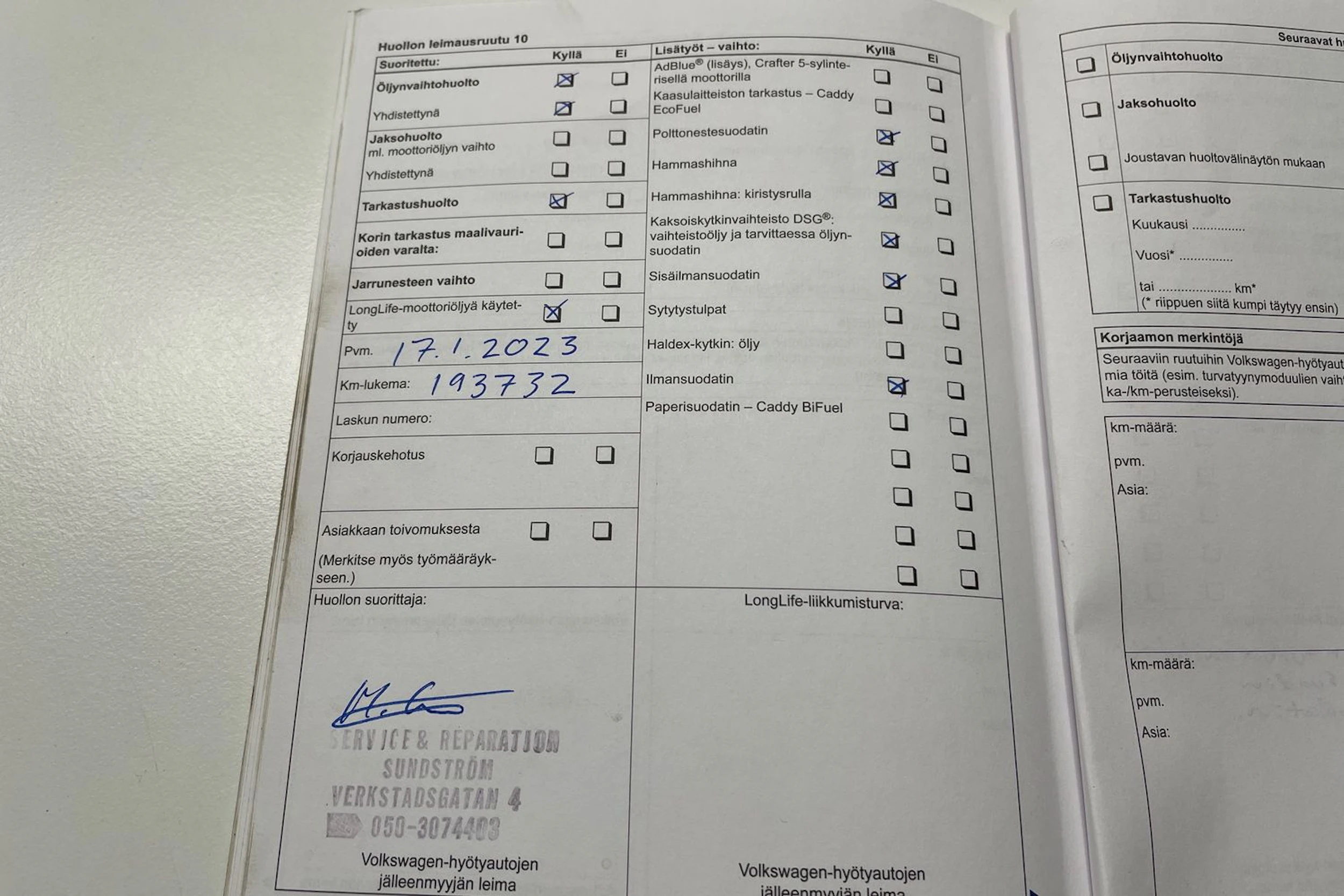 musta Volkswagen Transporter 2012 kuva 42.