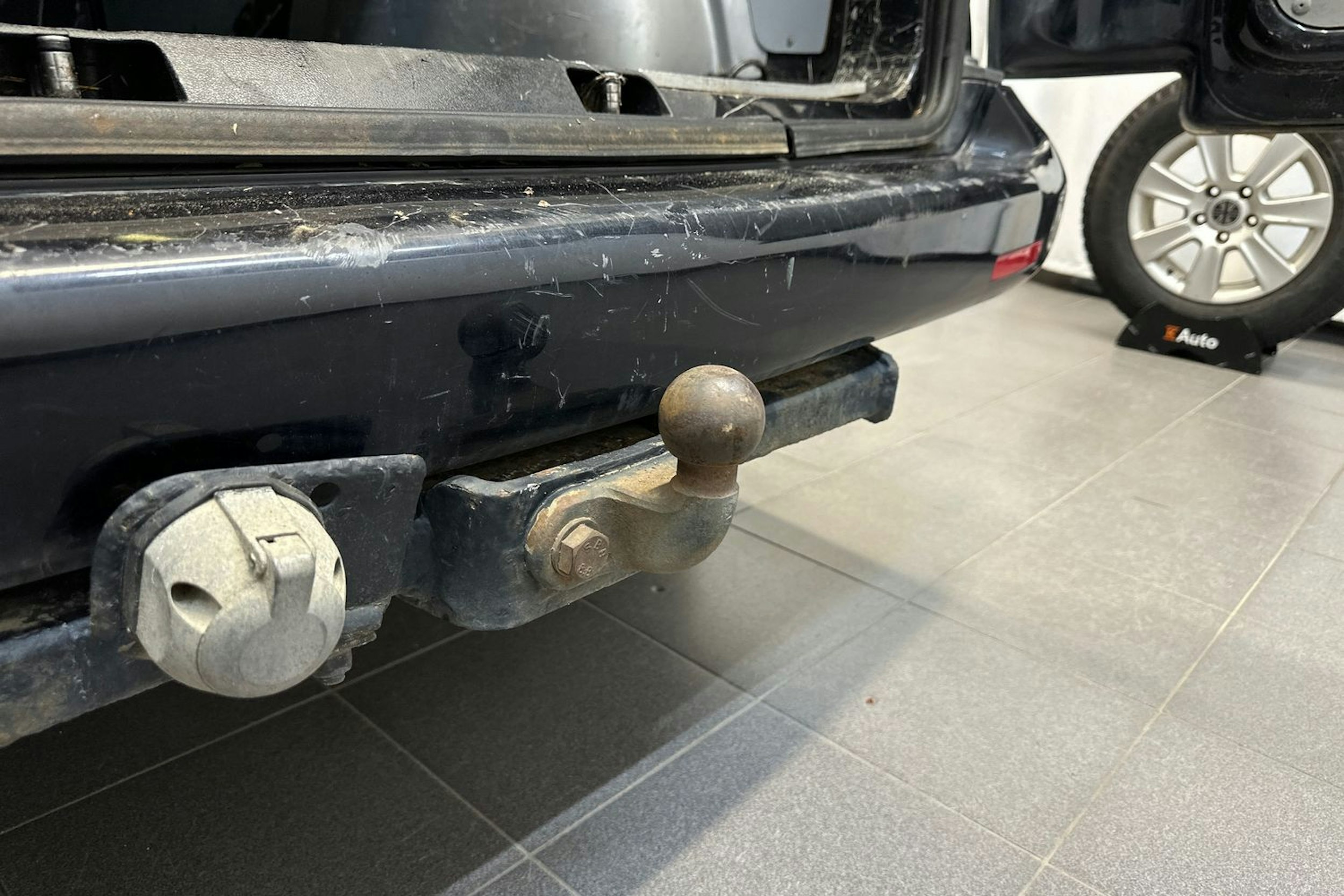 musta Volkswagen Transporter 2012 kuva 17.