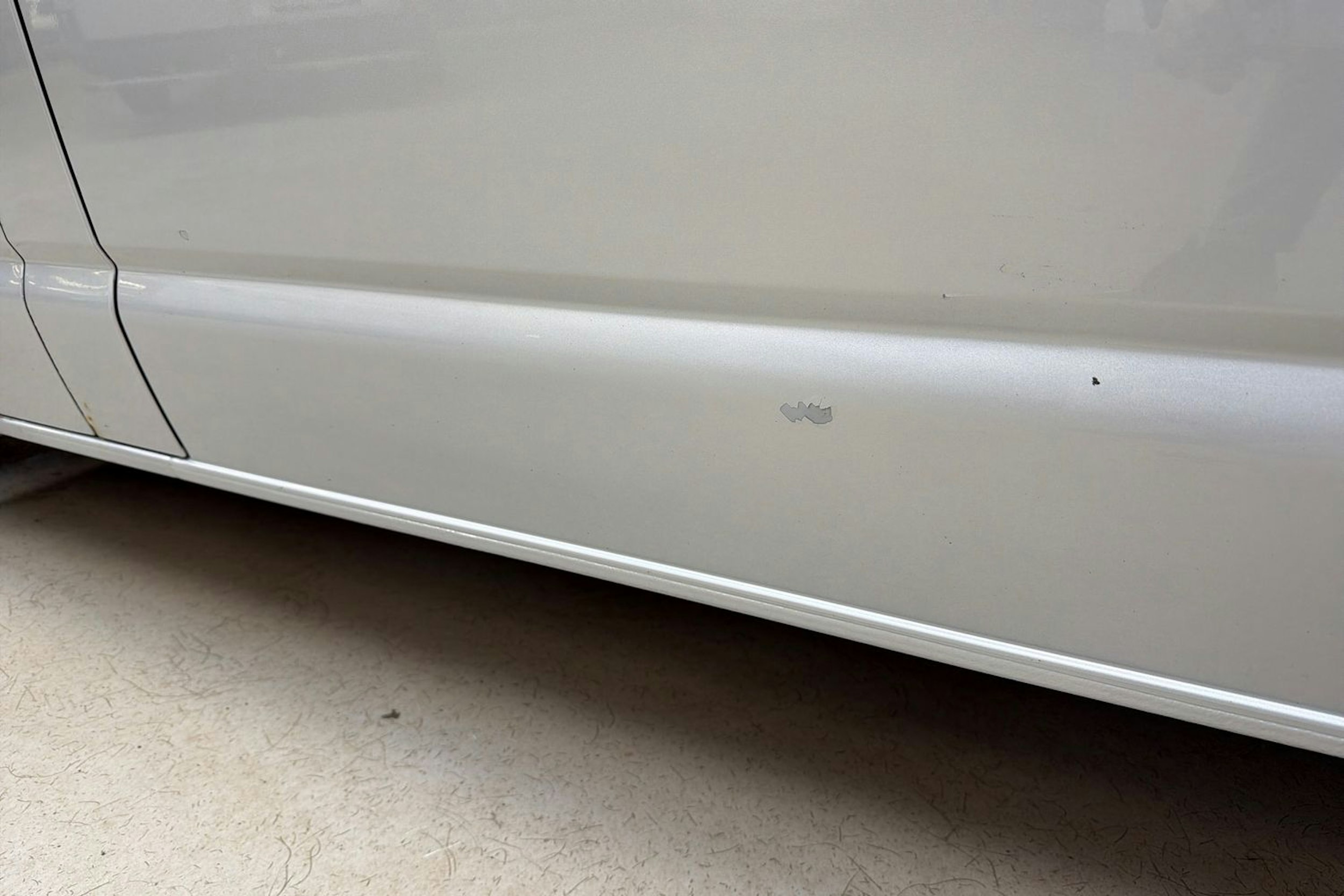 harmaa Volkswagen Transporter 2012 kuva 20.