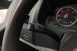 valkoinen Volkswagen Transporter 2014 kuva 15.