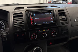 valkoinen Volkswagen Transporter 2014 kuva 17.