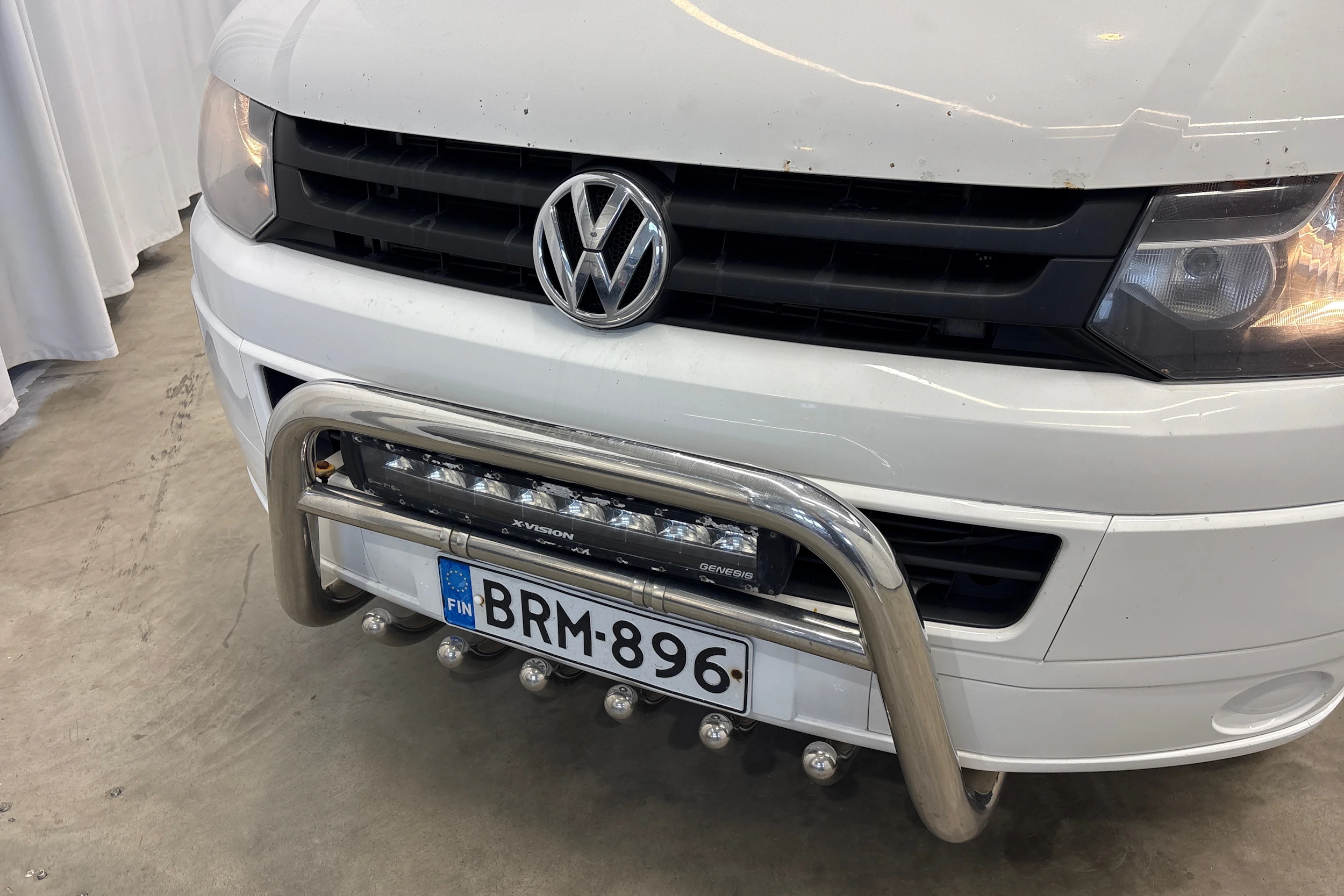 valkoinen Volkswagen Transporter 2014 kuva 22.