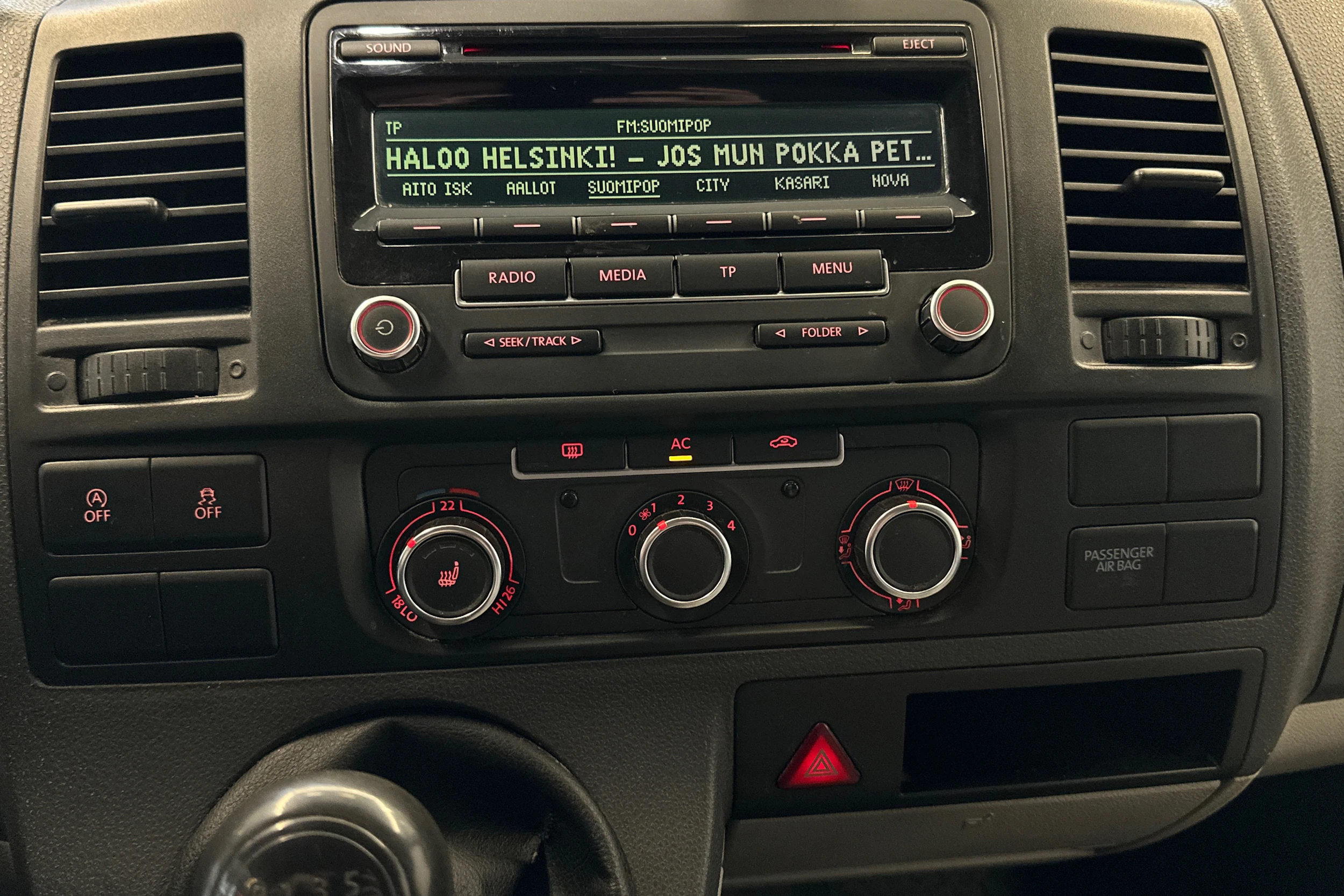 harmaa Volkswagen Transporter 2013 kuva 15.