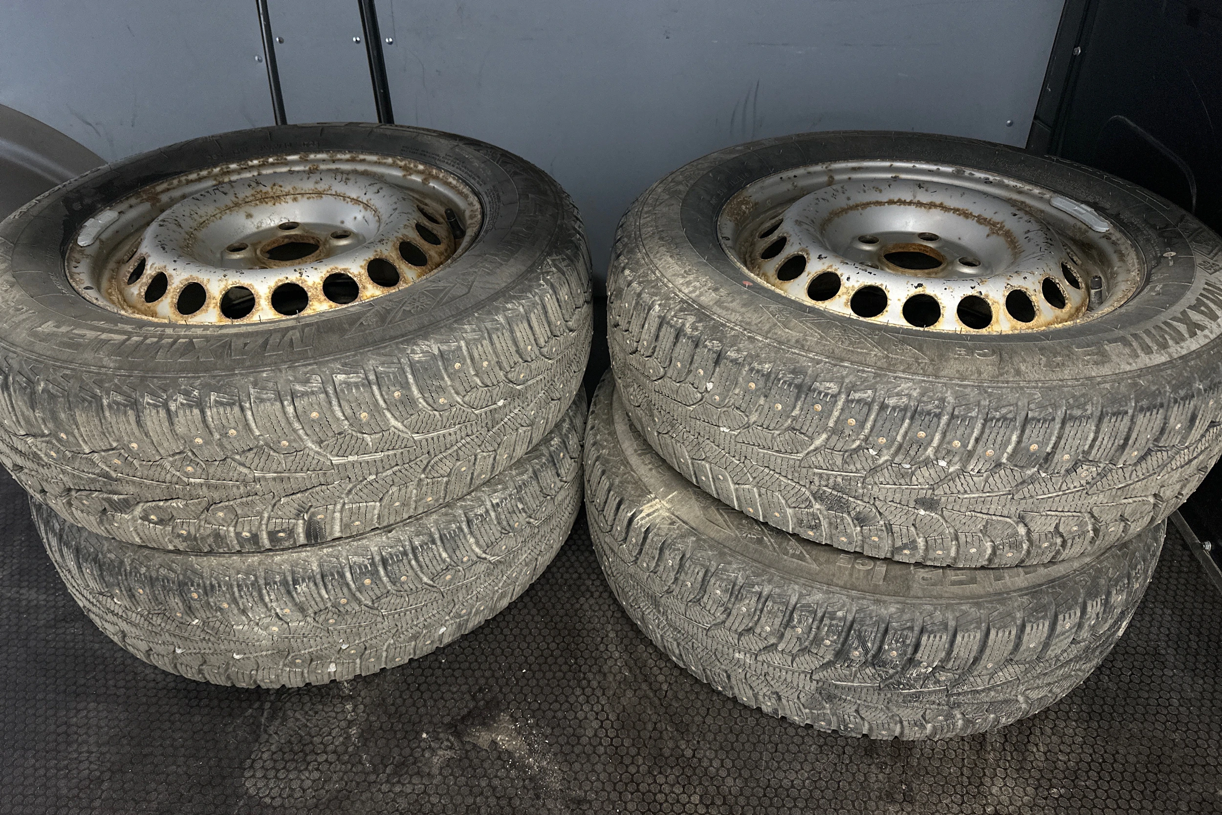 harmaa Volkswagen Transporter 2013 kuva 19.