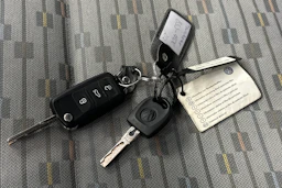 harmaa Volkswagen Transporter 2013 kuva 22.