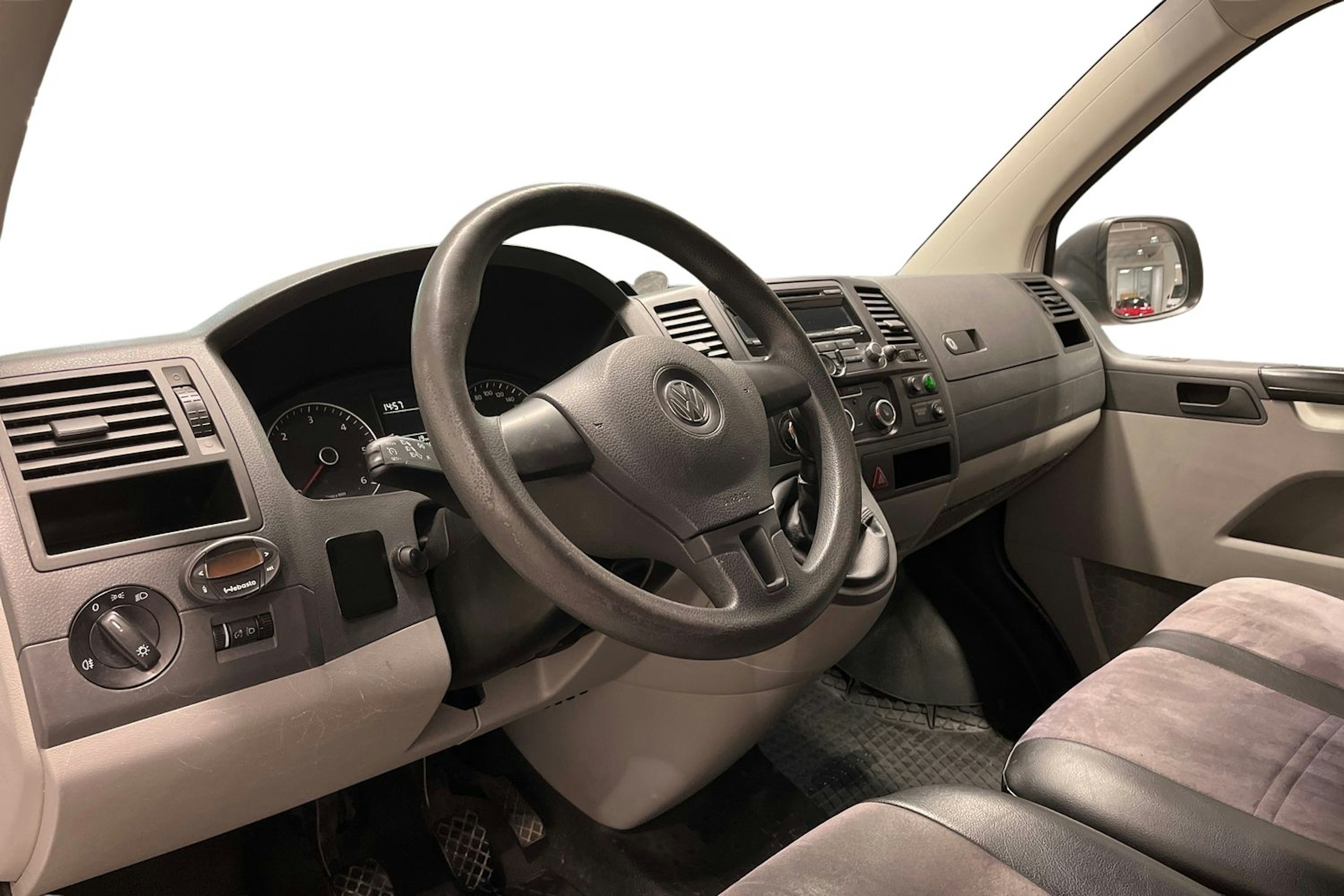 valkoinen Volkswagen Transporter 2013 kuva 7.