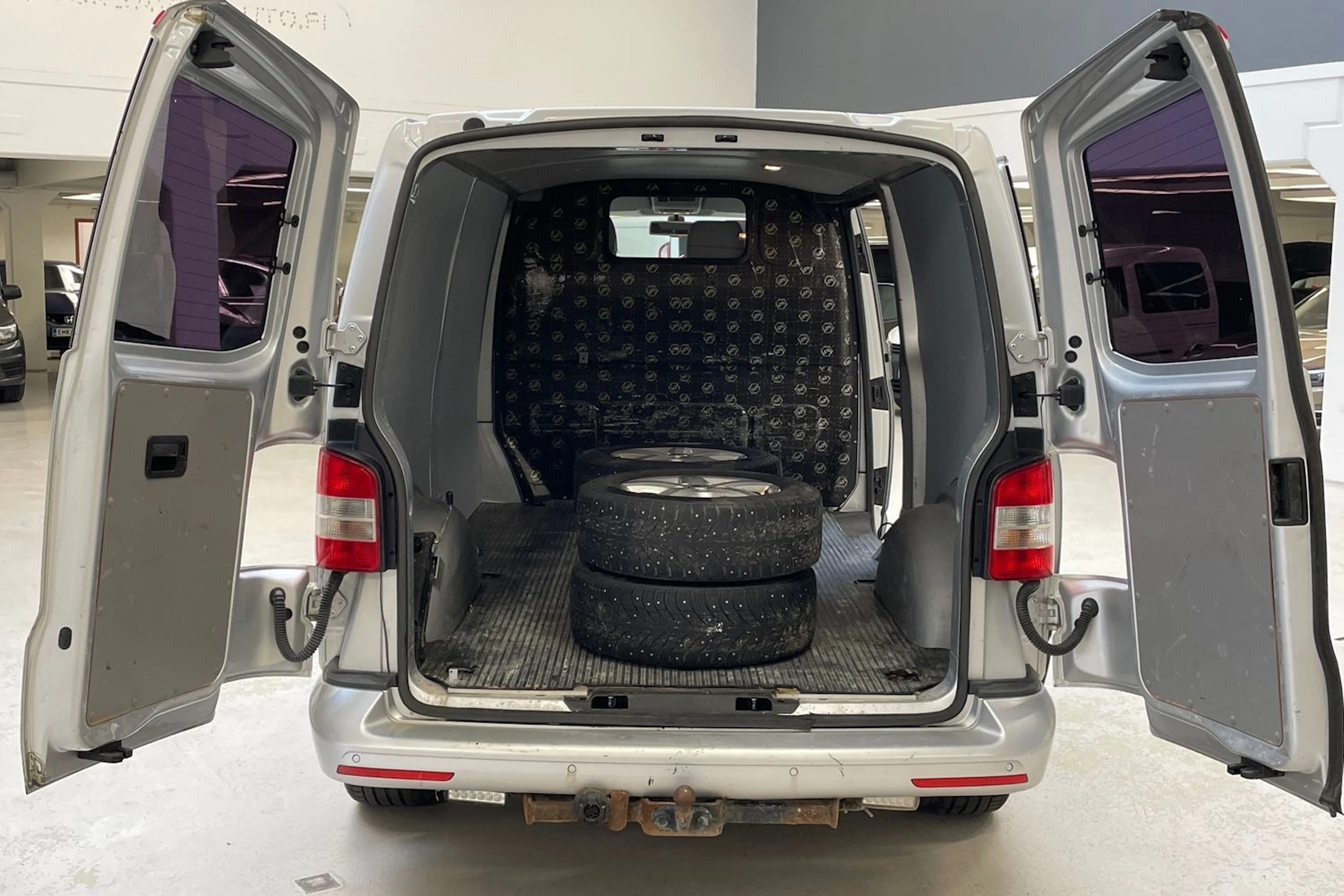 hopea Volkswagen Transporter 2013 kuva 15.