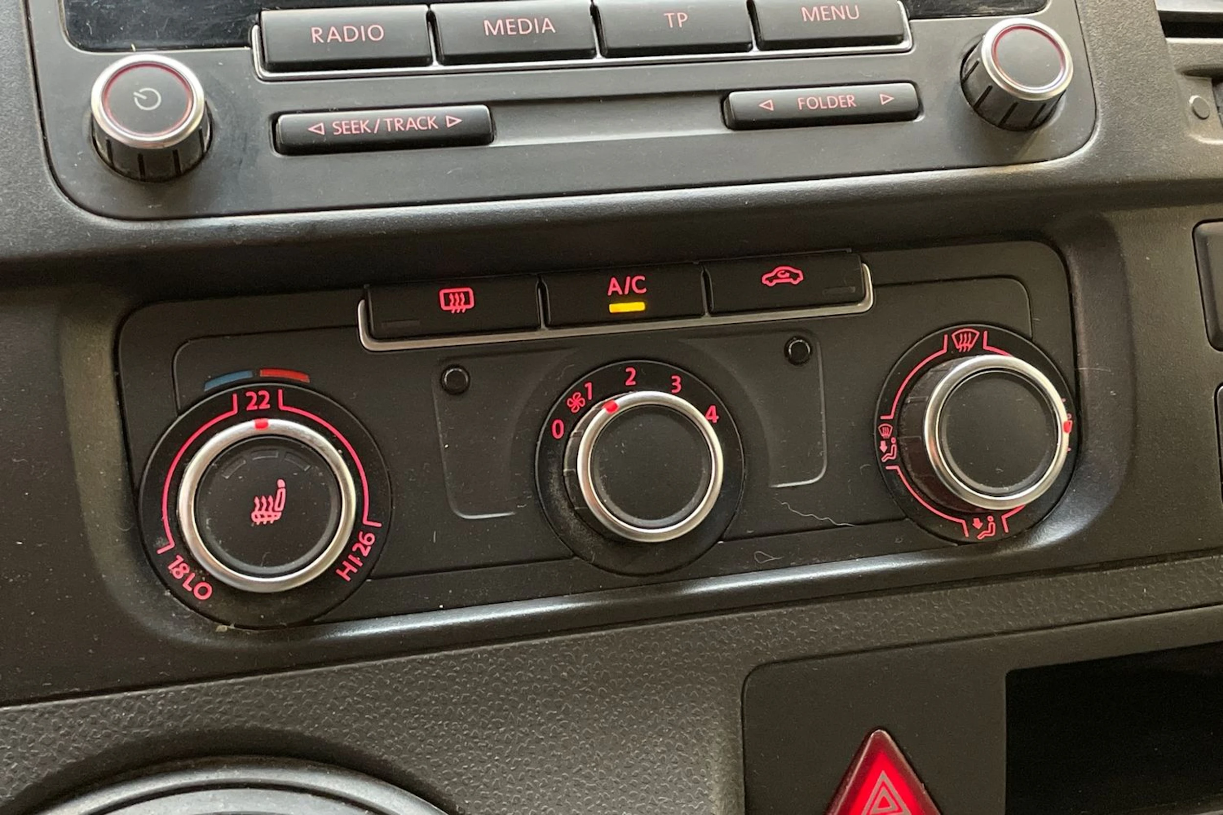 hopea Volkswagen Transporter 2013 kuva 21.