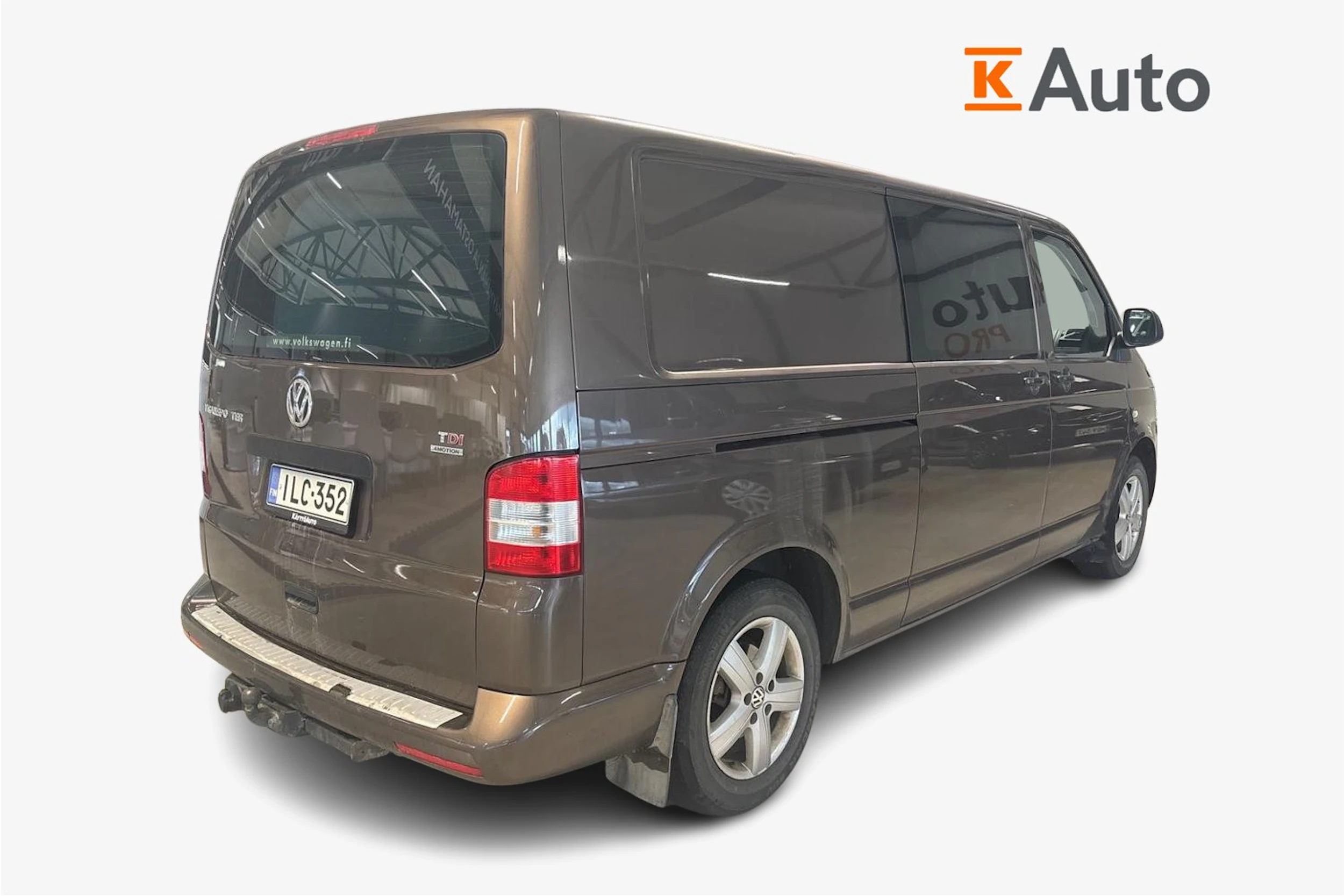ruskea (beige) Volkswagen Transporter 2013 kuva 2.