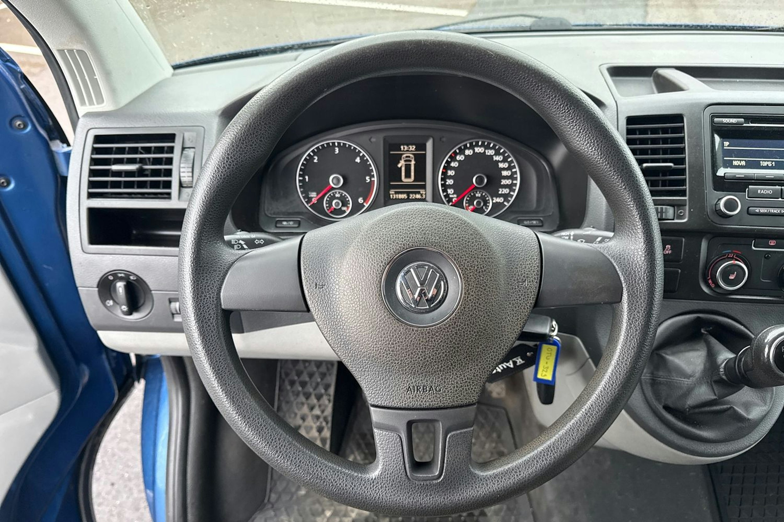 Sininen Volkswagen TRANSPORTER 2013 kuva 10.