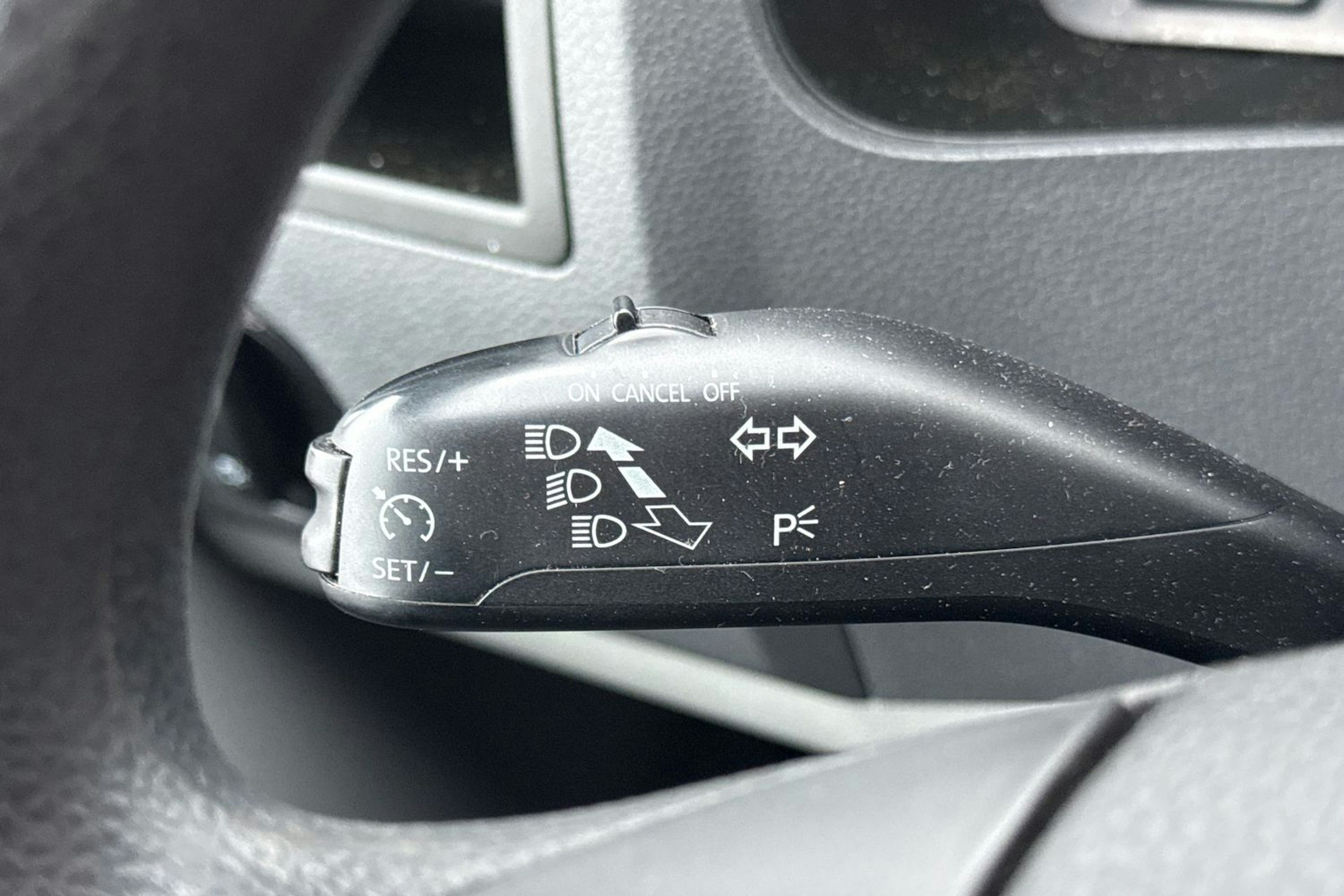 Sininen Volkswagen TRANSPORTER 2013 kuva 11.