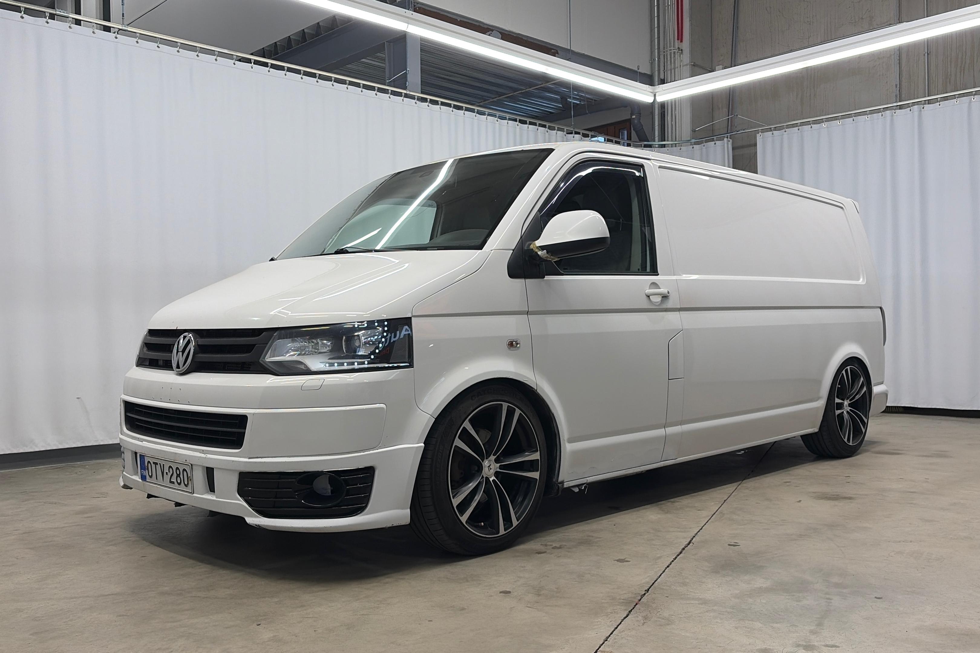 Volkswagen Transporter 2013, kuva 6/42