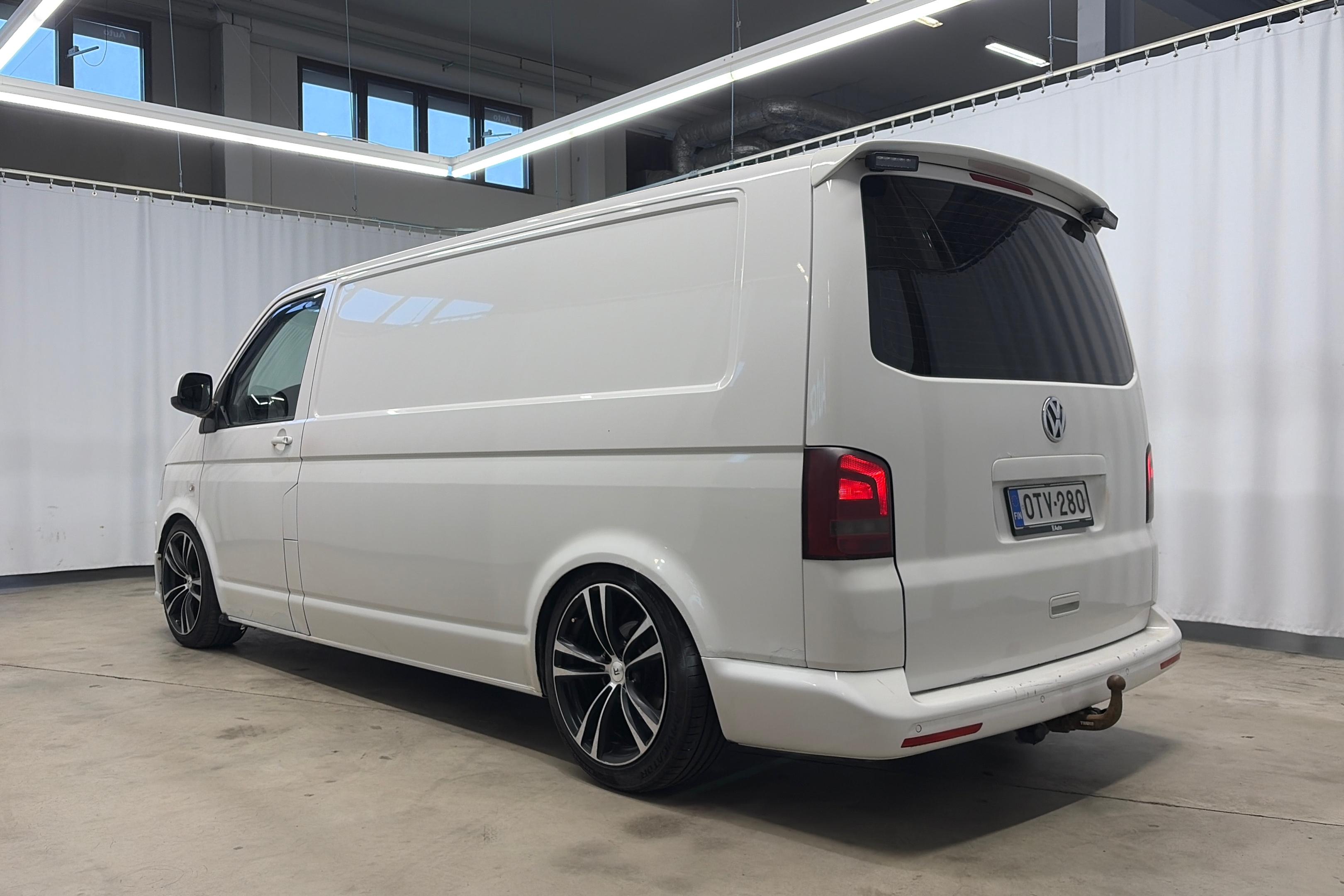 Volkswagen Transporter 2013, kuva 7/42