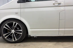 valkoinen Volkswagen Transporter 2013 kuva 12.