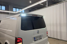 valkoinen Volkswagen Transporter 2013 kuva 21.