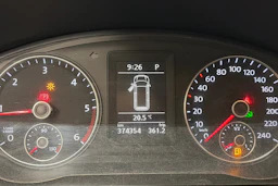 valkoinen Volkswagen Transporter 2013 kuva 26.
