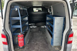 valkoinen Volkswagen Transporter 2013 kuva 4.