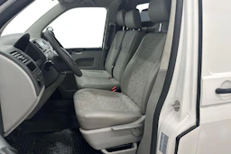 valkoinen Volkswagen Transporter 2013 kuva 8.