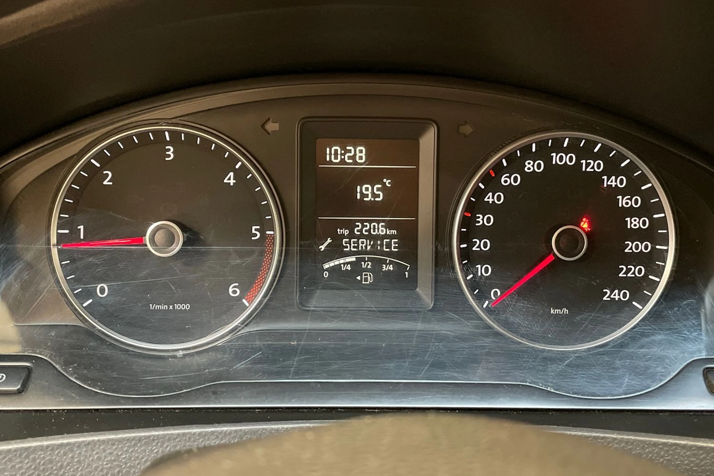 valkoinen Volkswagen Transporter 2013 kuva 17.