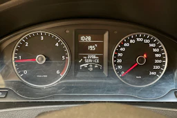 valkoinen Volkswagen Transporter 2013 kuva 17.