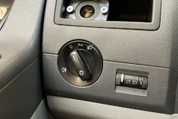 valkoinen Volkswagen Transporter 2013 kuva 20.