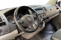 sininen Volkswagen Transporter 2014 kuva 9.