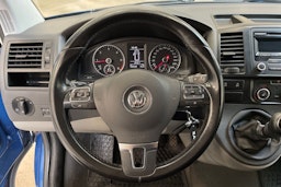 sininen Volkswagen Transporter 2014 kuva 16.