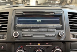 sininen Volkswagen Transporter 2014 kuva 22.