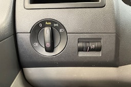 sininen Volkswagen Transporter 2014 kuva 25.