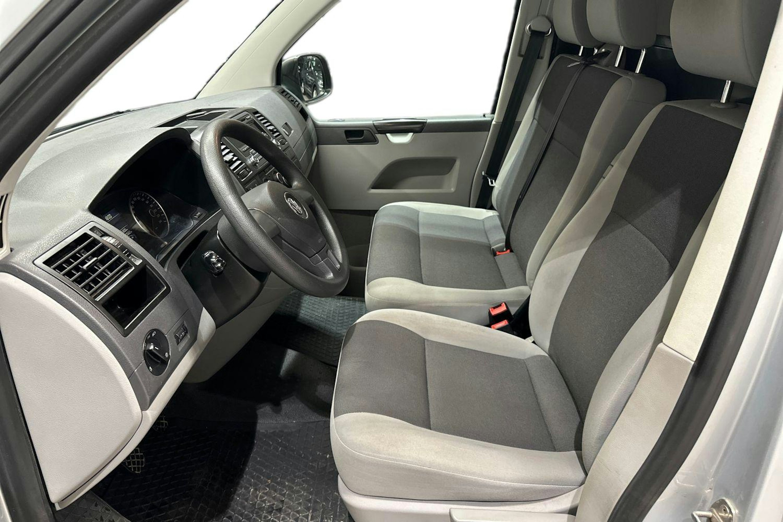 Hopea Volkswagen TRANSPORTER 2014 kuva 3.