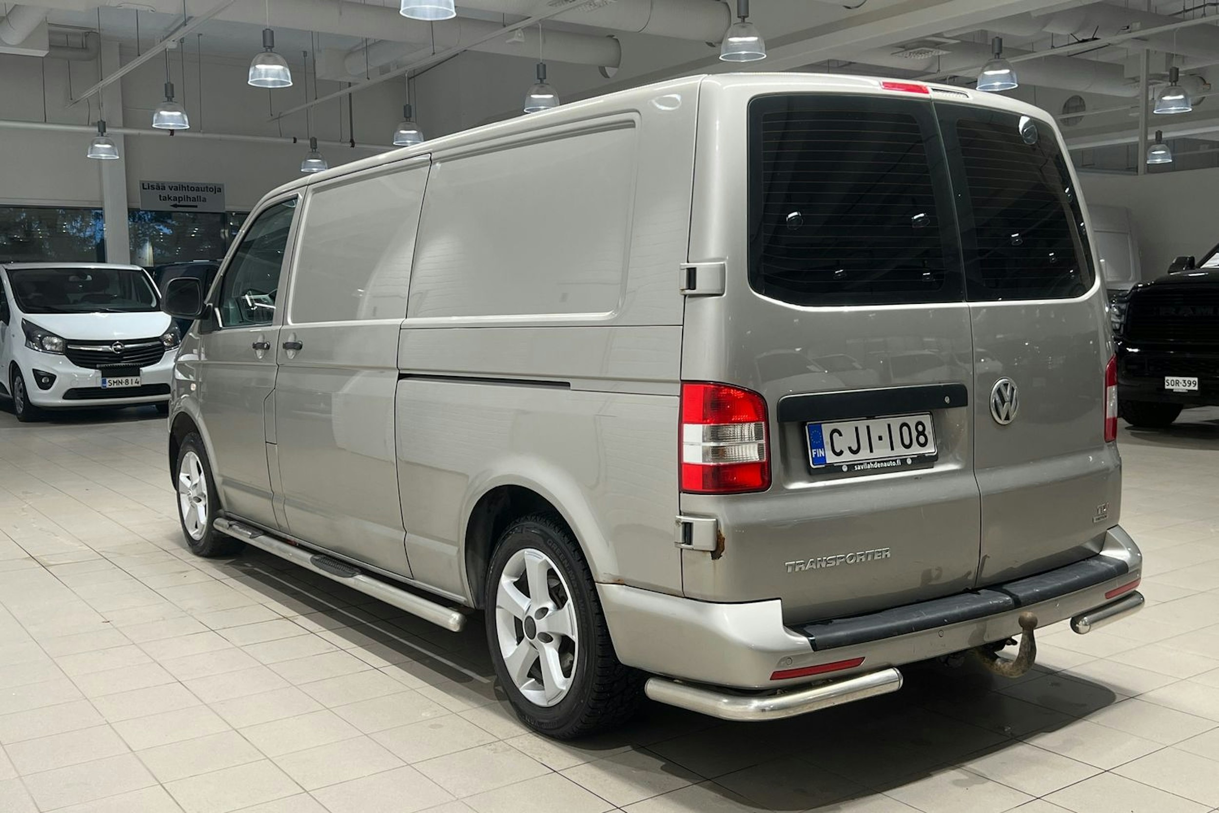 ruskea (beige) Volkswagen Transporter 2014 kuva 19.