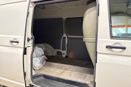 Volkswagen Transporter 2014 kuva 24.