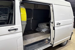 Volkswagen Transporter 2014 kuva 26.