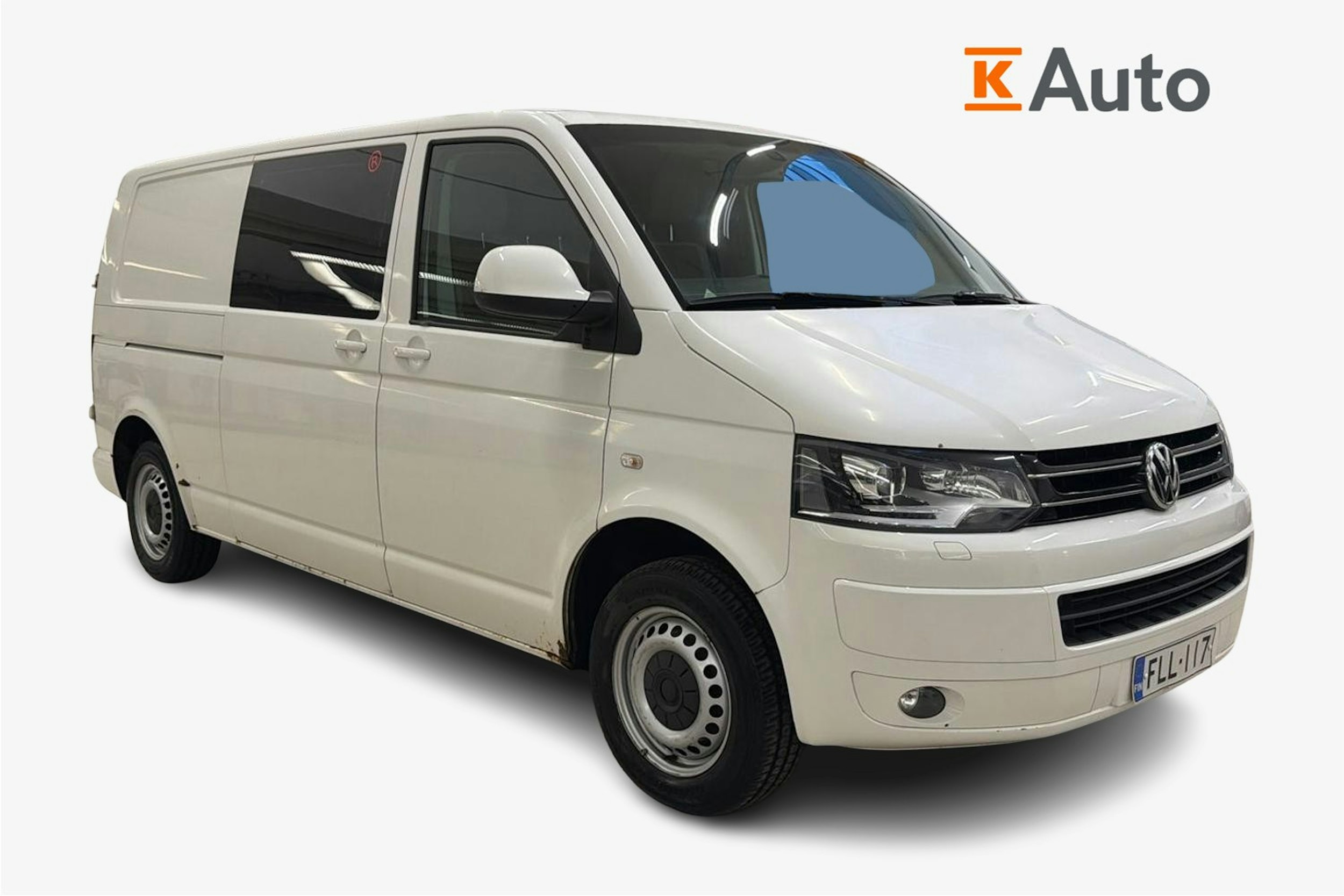 valkoinen Volkswagen Transporter 2014 kuva 1.