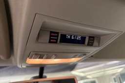 valkoinen Volkswagen Transporter 2014 kuva 16.