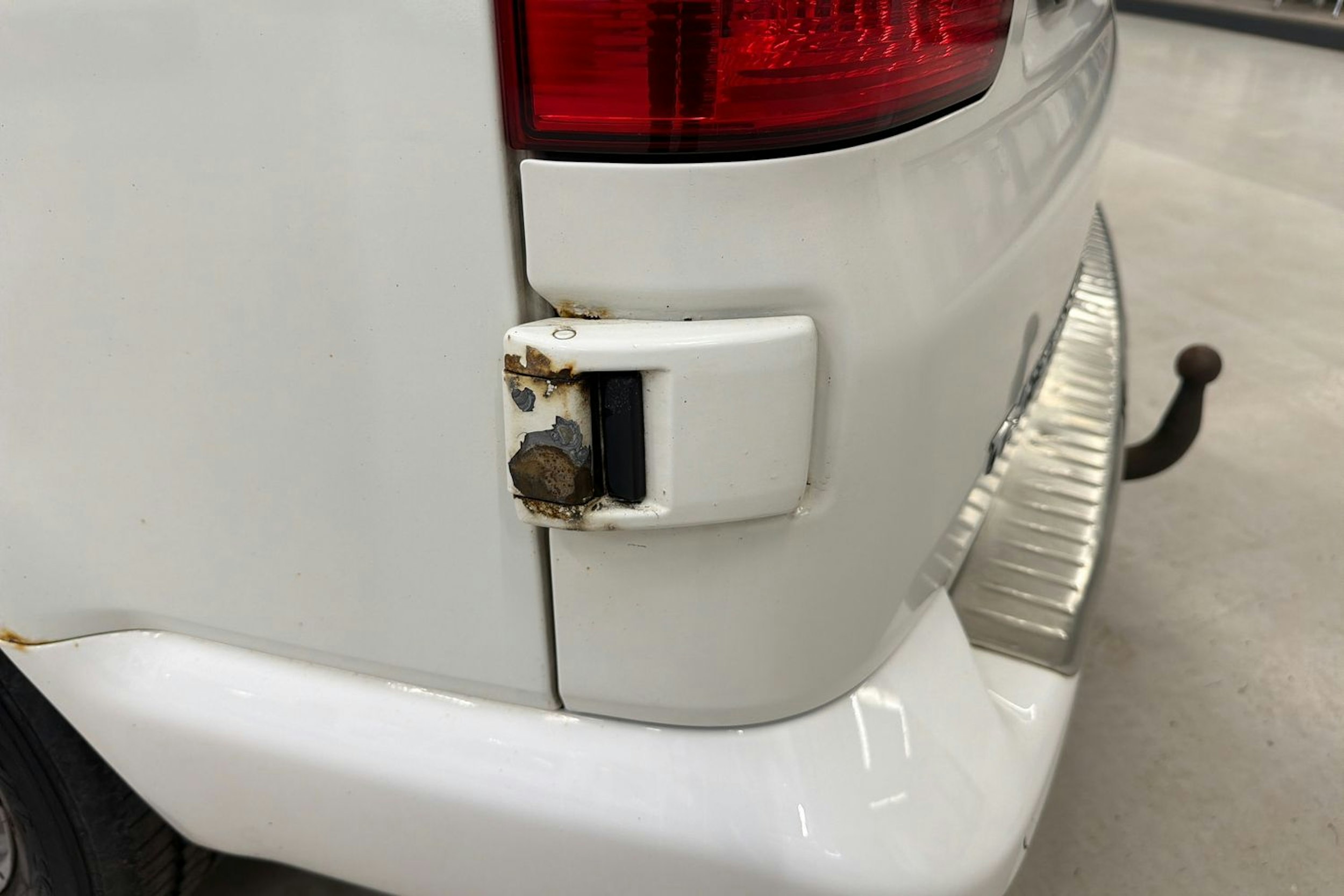 valkoinen Volkswagen Transporter 2014 kuva 20.